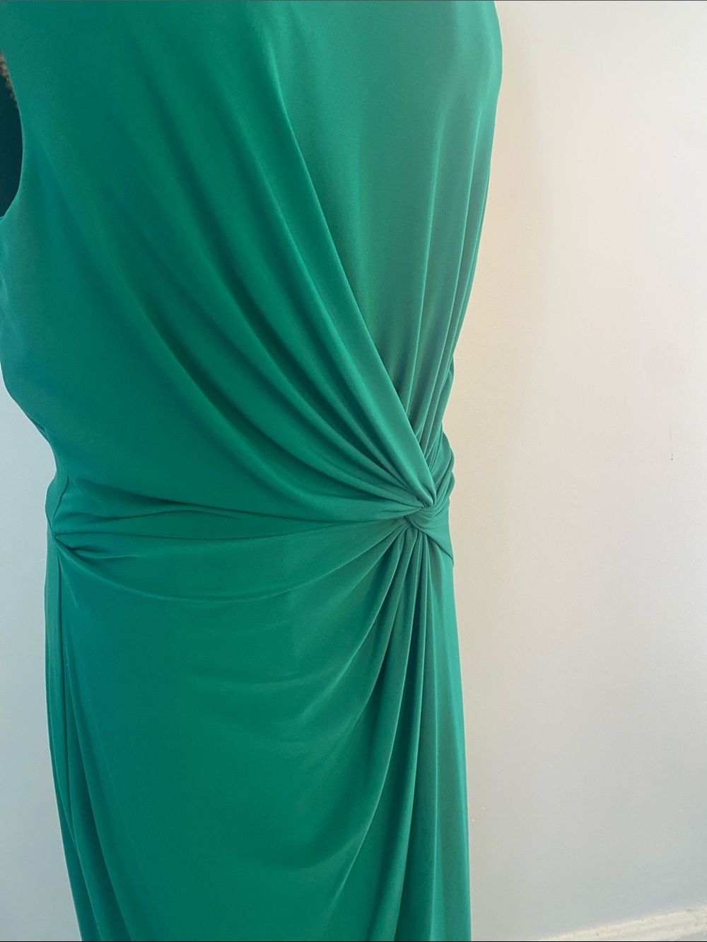 Green Knot-Front Sheath Dress - Women's - Picture 5 of 7